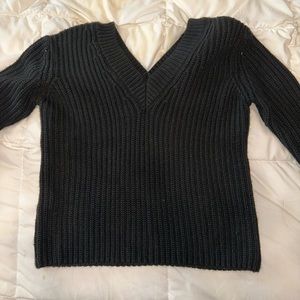 Zara thick knit sweater. Black. Small. Sits open wide on shoulders.